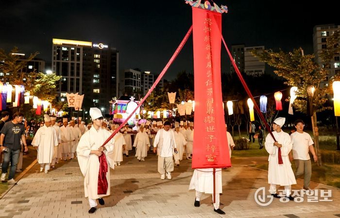 ‘정조대왕의 효심을 품은 도시’... 화성특례시 2025 정조대왕효문화제·정조대왕능행차 개막