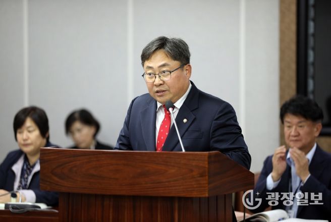 수원특례시의회 환경안전위원회 박현수 의원