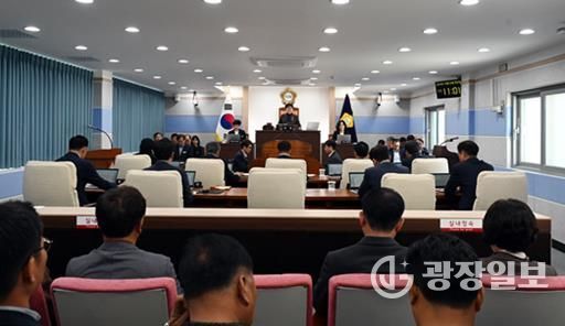 10월30일 열린 제288회 남해군의회 임시회 제2차 본회의 전경