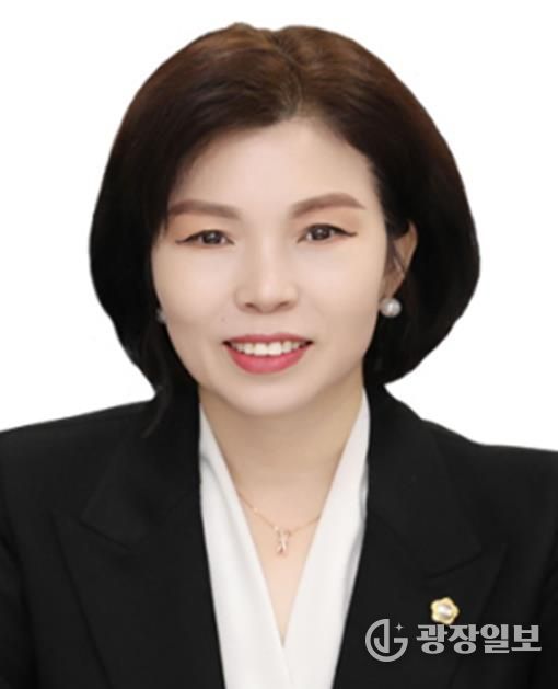 대전시의회 이금선 위원장, 대전동‧서부교육지원청 행정사무감사 “8차선 건너는 아이들... 안전 우선 통학구역 강조”