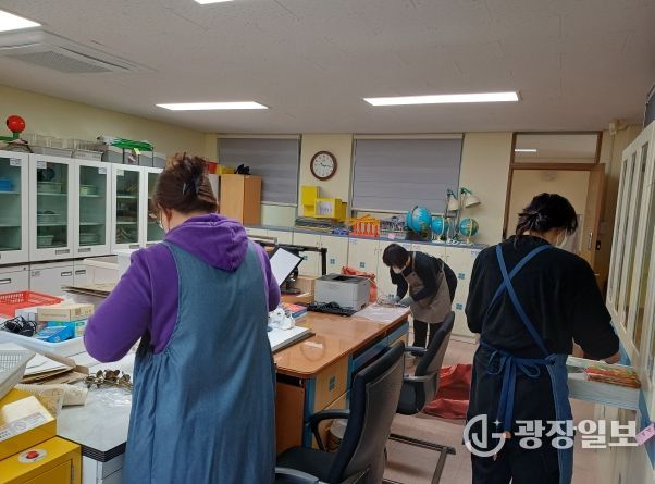 서산교육지원청 학교지원센터, 해미초 과학실 정리지원 실시