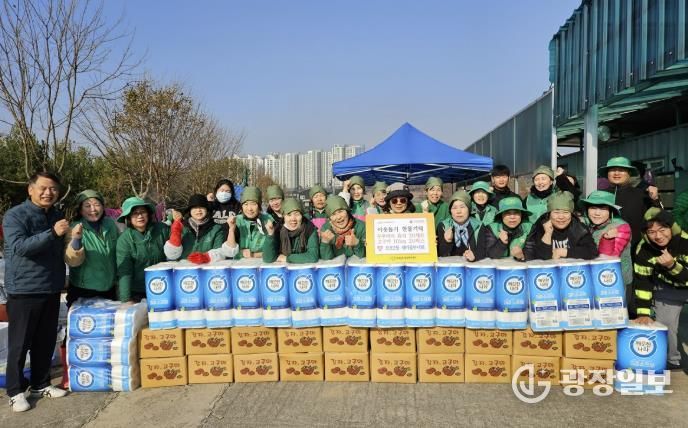 광주시 오포2동 새마을부녀회, 직접 재배한 감자·생필품 40세트 기탁