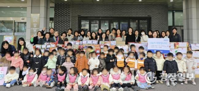 팔달구 민간‧가정어린이집 연합회, 수원시 팔달구에 '라면 150박스' 후원