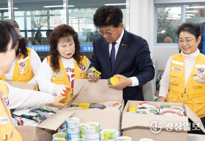 (사)대덕구자원봉사센터·KT·G대전공장, 온기나눔키트 200개 전달