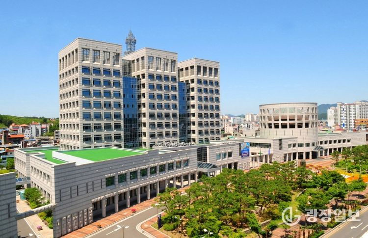 진주시청 전경