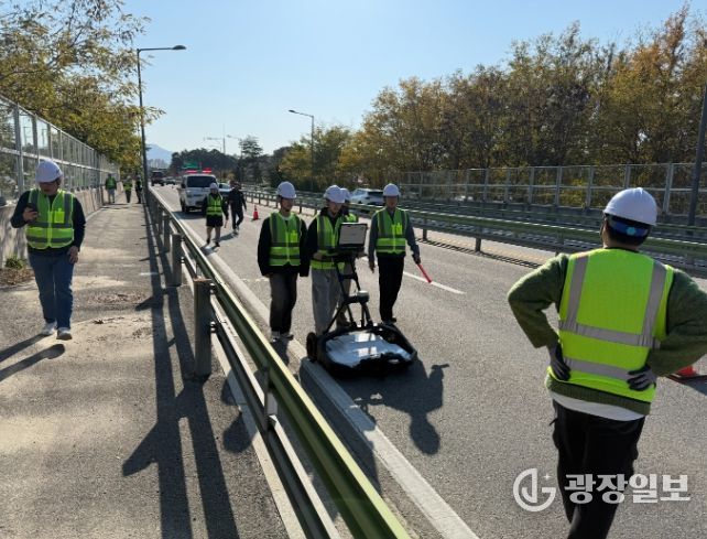 강릉시-강원도립대학교, 도로 안전 확보를 위한 GPR 공동탐사