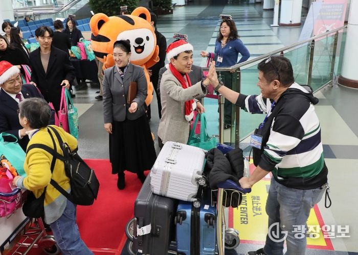 동계시즌 양양-필리핀 전세기 운항 입국 단체팀 환영행사