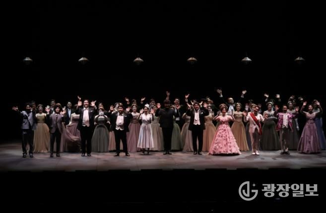 당진시 '국립오페라단 초청 공연' 오페레타 '박쥐'