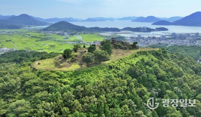 거제 수정산성 전경