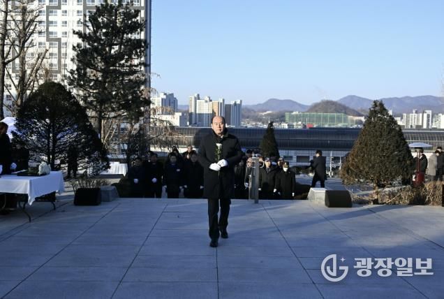 동두천시, 2026년 병오년 새해맞이 현충탑 참배