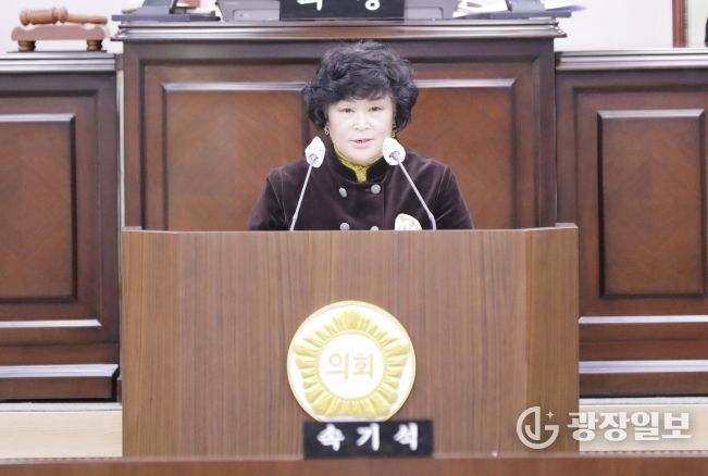 오민자 의령군의회 의원(의령군 나선거구)