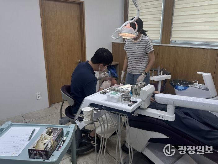 노인 의치(틀니)지원사업에 임플란트도 지원