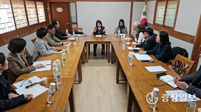 포항시는 지난 20일 장애인거주시설협회와 간담회를 개최했다.