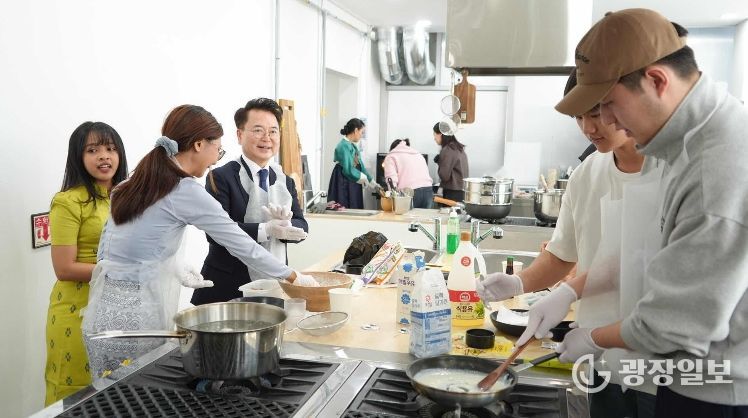 글로벌 만두빚기 교류 행사