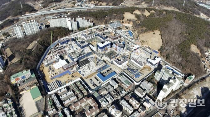 공사가 진행 중인 원당1구역 전경