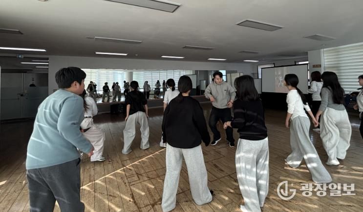 완주군-백제예술대 ‘케이팝 댄스 교실’ 성료