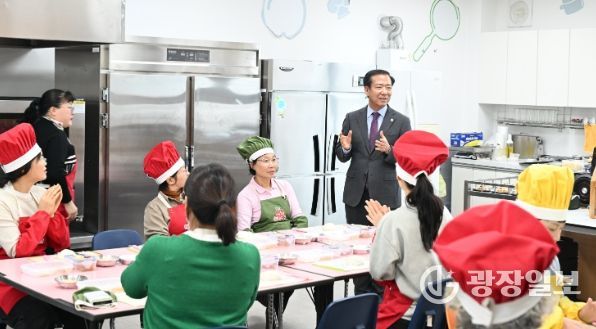 생활개선회 거창군연합회, 사과테마파크서 사과활용 음식 만들기 체험 실시