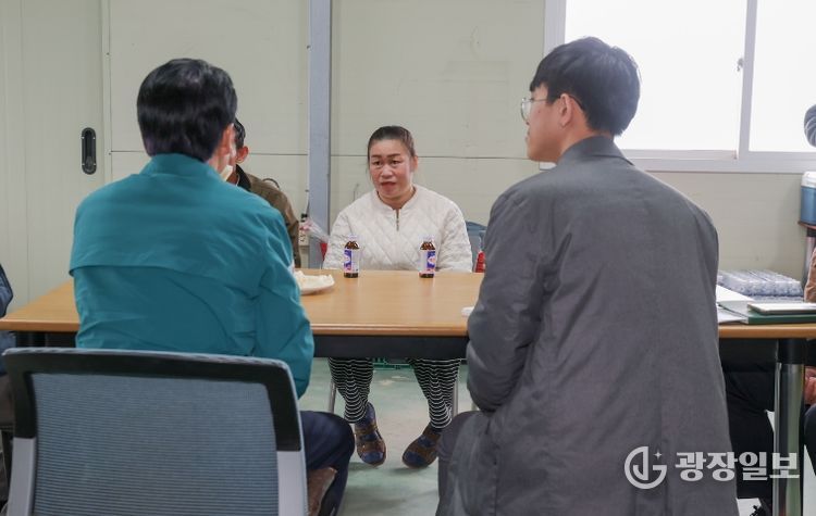 성주군, 외국인 계절근로자 현장통역지원