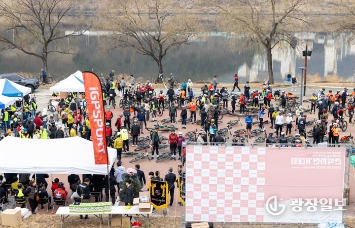 전국 라이더 몰린‘MTB 성지’칠곡… 산악자전거대회 성황