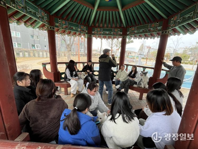 안성시청소년수련관, 반려동물 진로 탐색 프로그램 '펫잡스' 운영