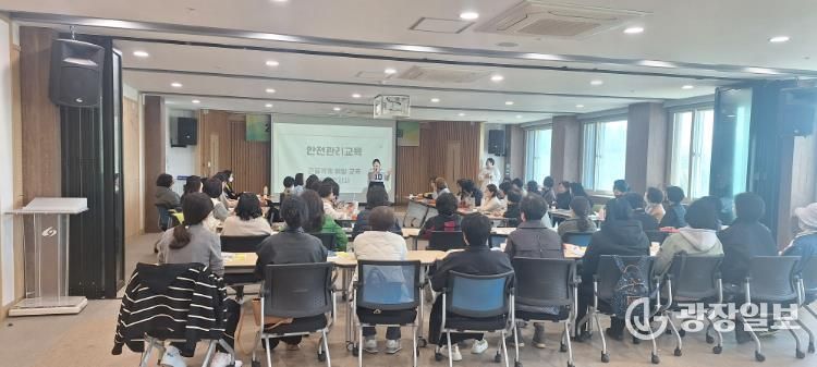 완주군, 아이돌보미 집담회 통해 돌봄 전문성 강화