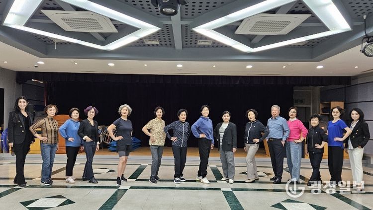 북구청소년회관, 시니어 모델·가곡 교실 큰 호응