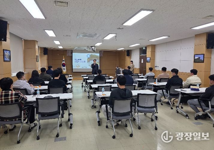 “선생님이 계셔서 더 안전한 학교가 됩니다”